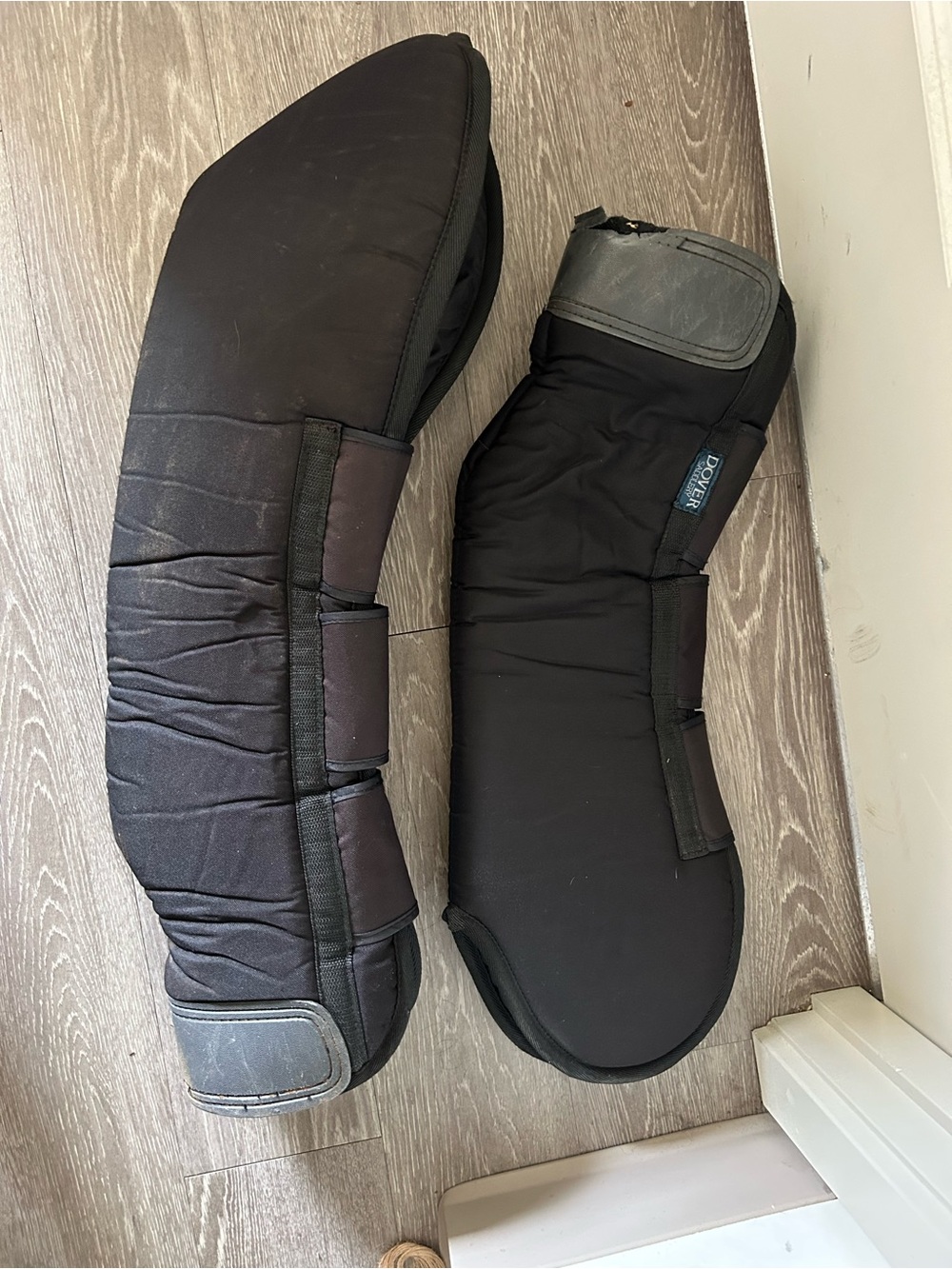 Dover Saddlery Shipping Boots Set